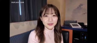 黑絲禦姐露臉道具真不少，鏡頭前各種展示，淫聲蕩語互動撩騷，多道具蹂躪騷穴高潮不斷淫水多多，擴陰器看逼